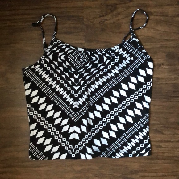 Decree Tops - Patterned crop tank